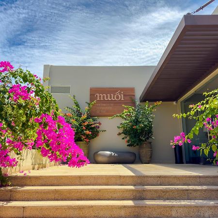 Melia Ho Tram Beach Resort Bagian luar foto Entrance to the museum