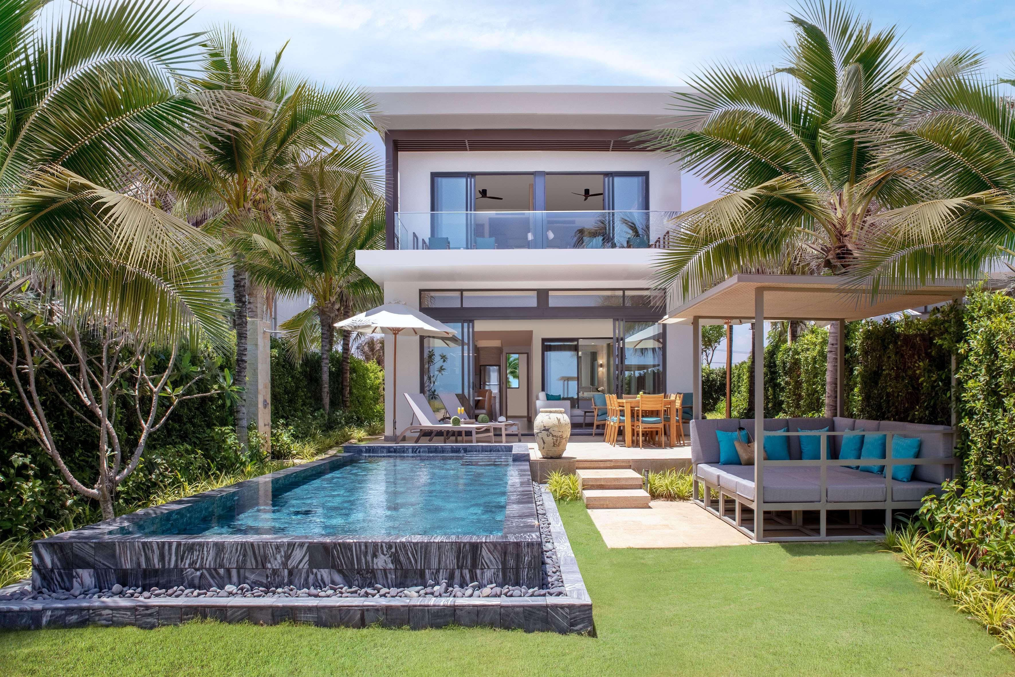 Melia Ho Tram Beach Resort Bagian luar foto A pool villa at Centara Villas Phuket Shambhala Resort and Spa